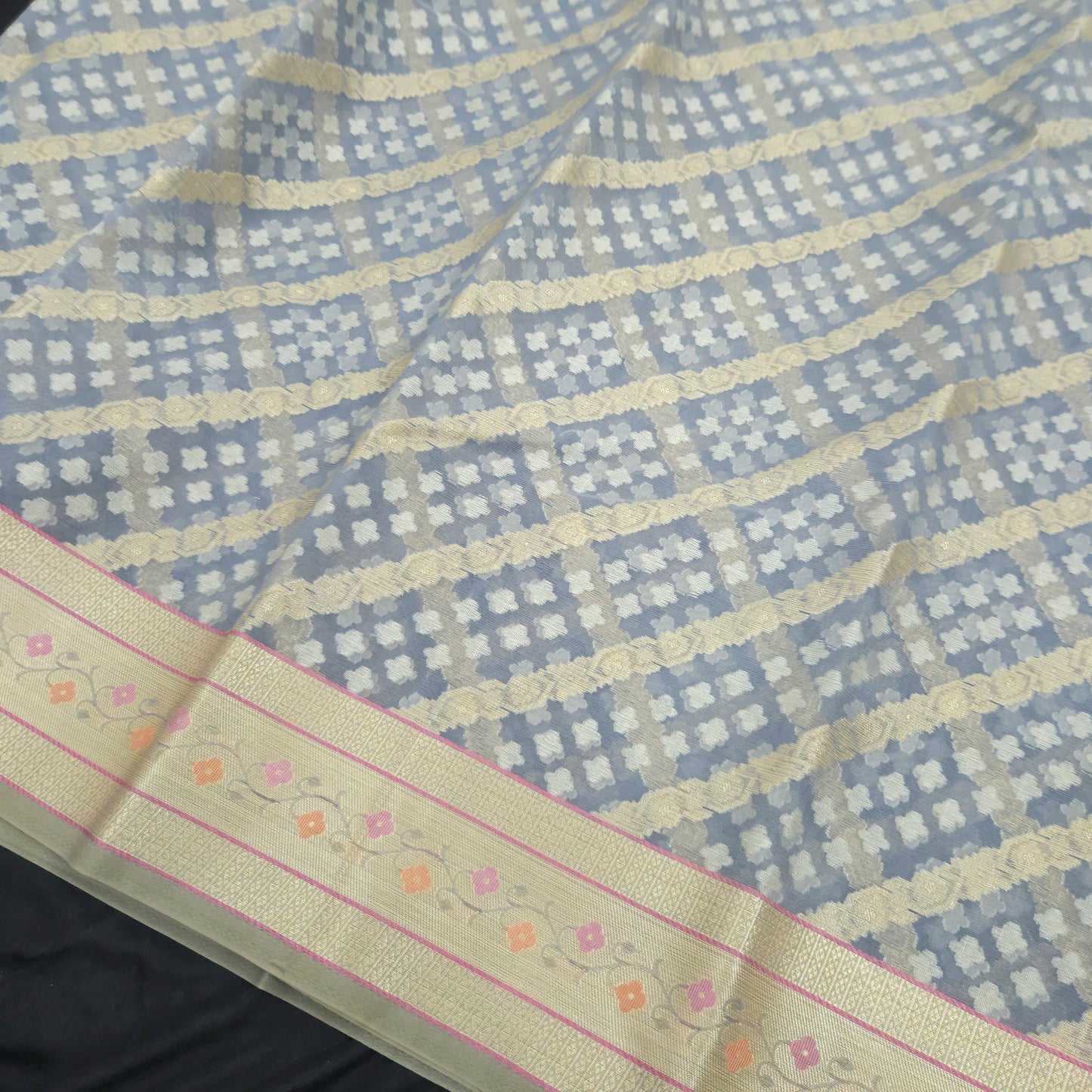 Grey Kohra Saree