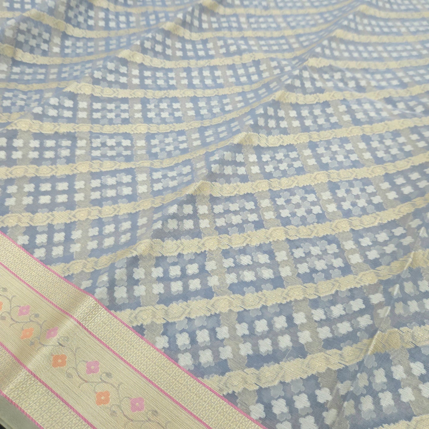 Grey Kohra Saree