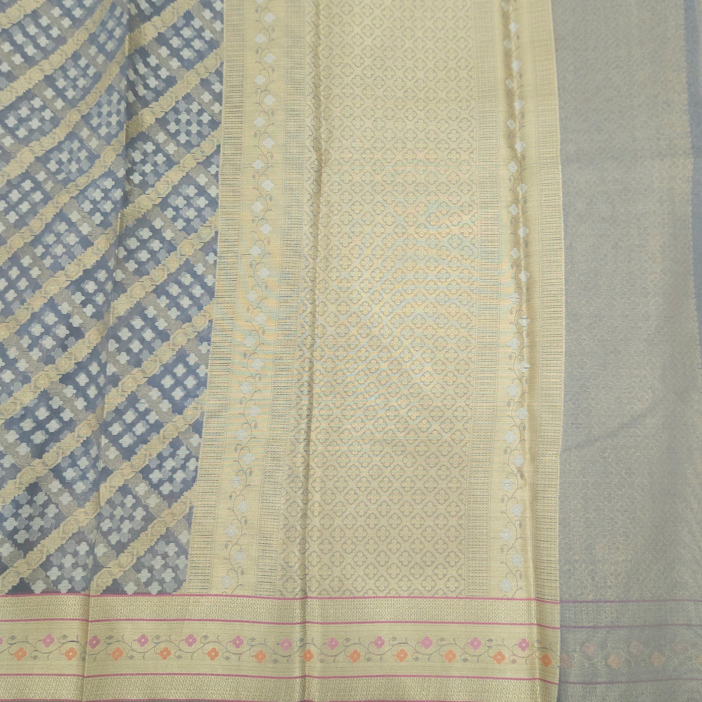Grey Kohra Saree