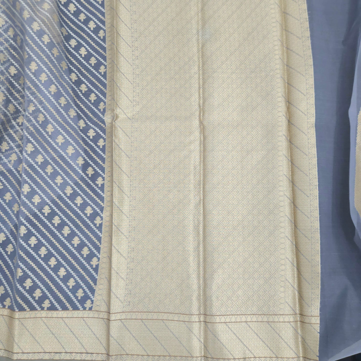 Grey Kohra Saree
