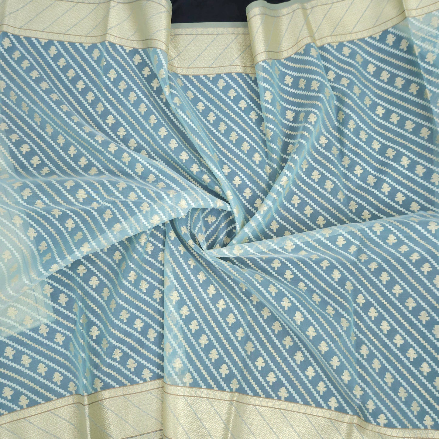 Firozi Blue Kohra Saree