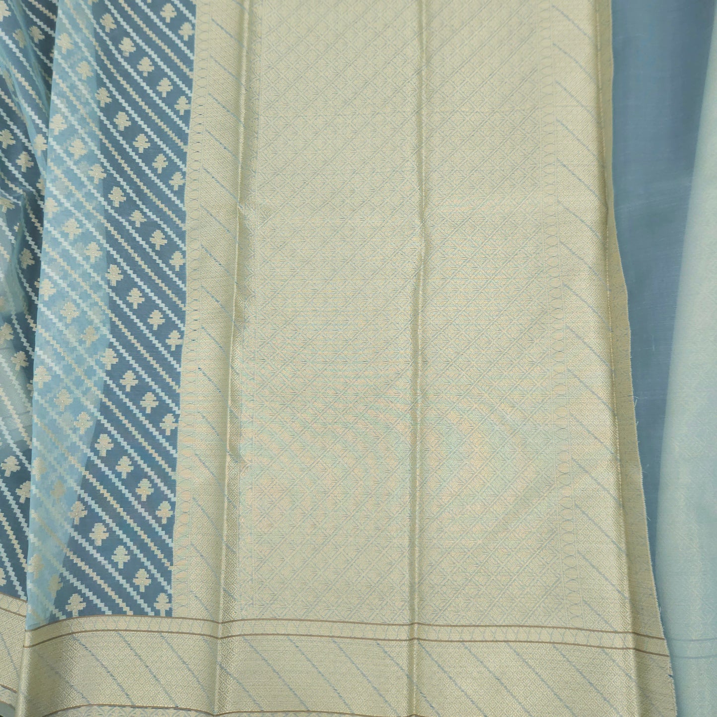 Firozi Blue Kohra Saree