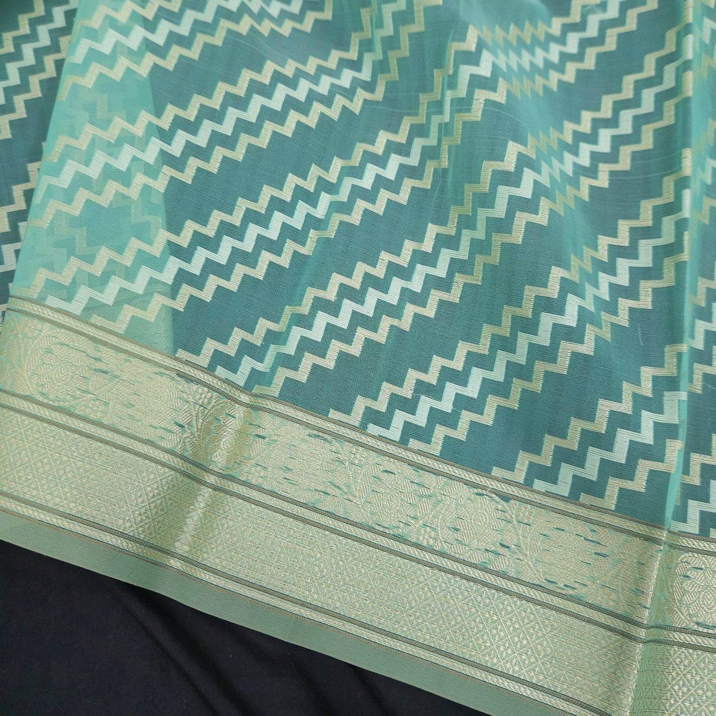 Firozi Blue Kohra Saree