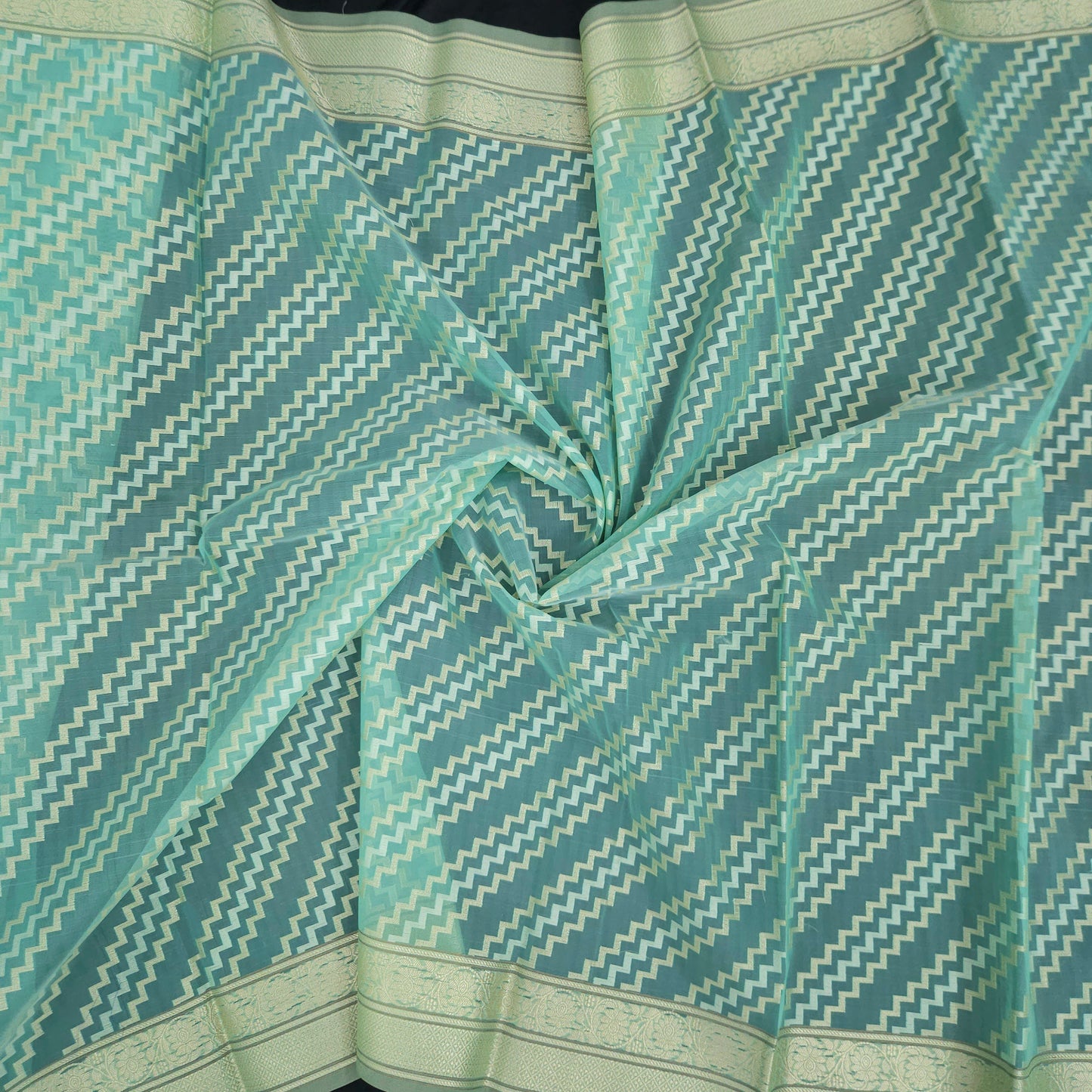Firozi Blue Kohra Saree